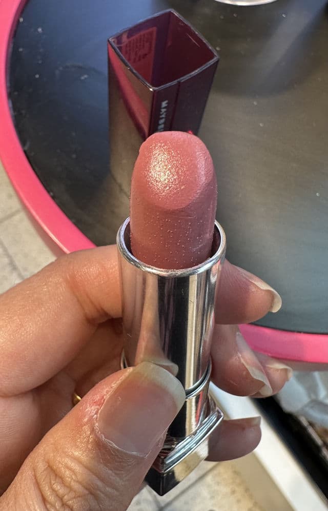 Maybelline Color Sensational The Creams Cream Finish Lipstick review photo by Ammara1