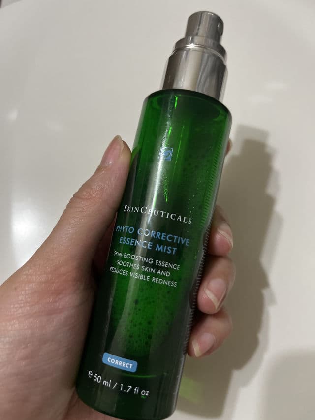 SkinCeuticals Phyto Corrective Essence Hydrating Mist review photo by DalenaBeauty