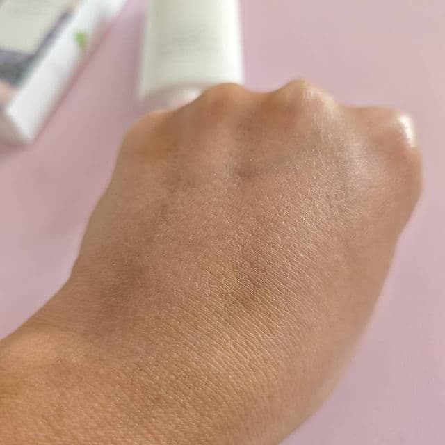 SKIN1004 Madagascar Centella Poremizing Velvet Finish Sunscreen SPF 50+ PA++++ review photo by Sosmamandetresse