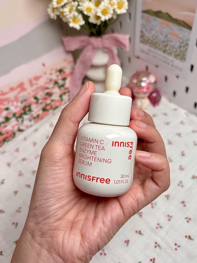 INNISFREE Green Tea Enzyme Vitamin C Brightening Serum review photo by aeripeach