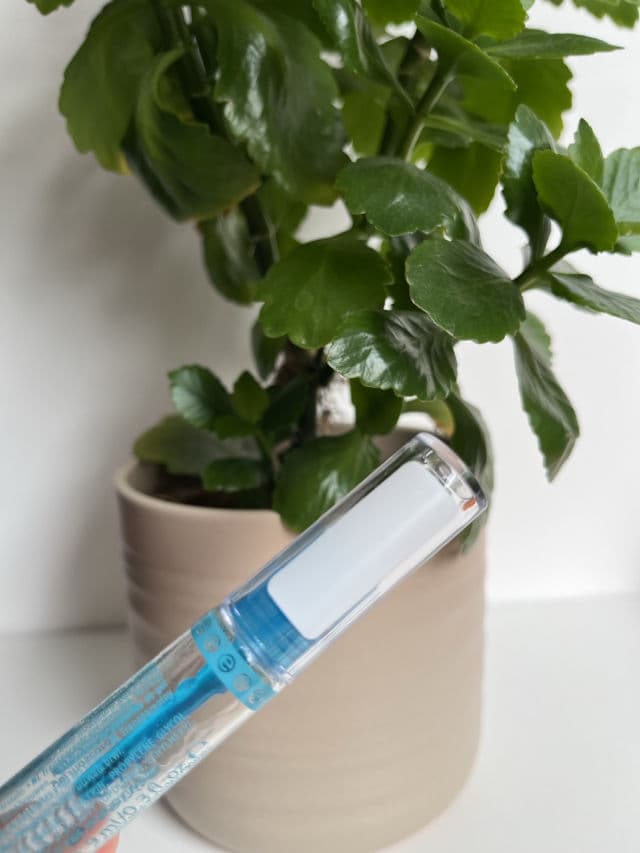 Essence Lash & Brow Gel Mascara review photo by YooHaRin