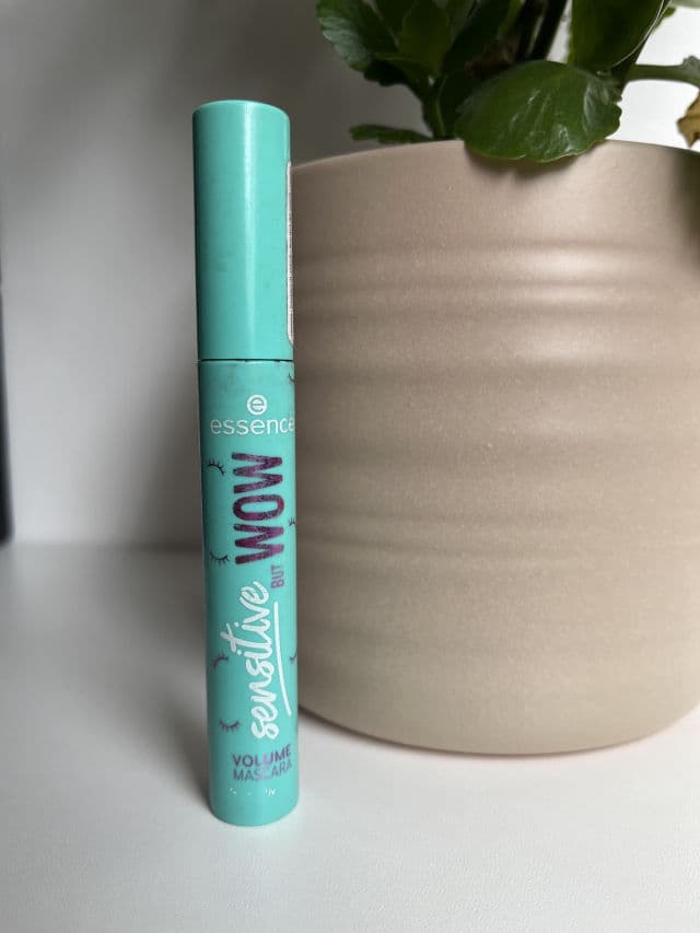 Essence Sensitive But Wow Volume Mascara review photo by YooHaRin