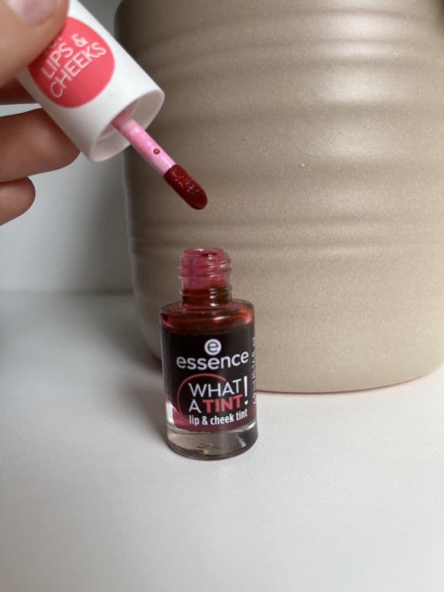 Essence What A Tint! Lip & Cheek Tint review photo by YooHaRin