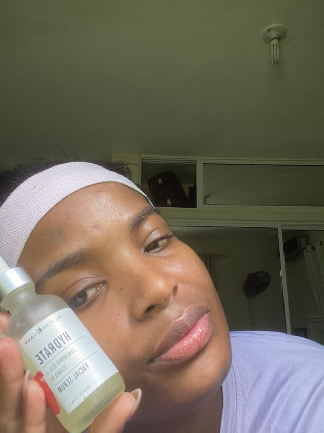 Valjean Labs Hydrate Hyaluronic Acid+Vitamin B5 Mist review photo by Greylin