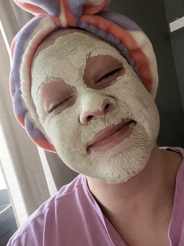 Hey Bud Hemp Clay Mask review photo by TiaaCarr