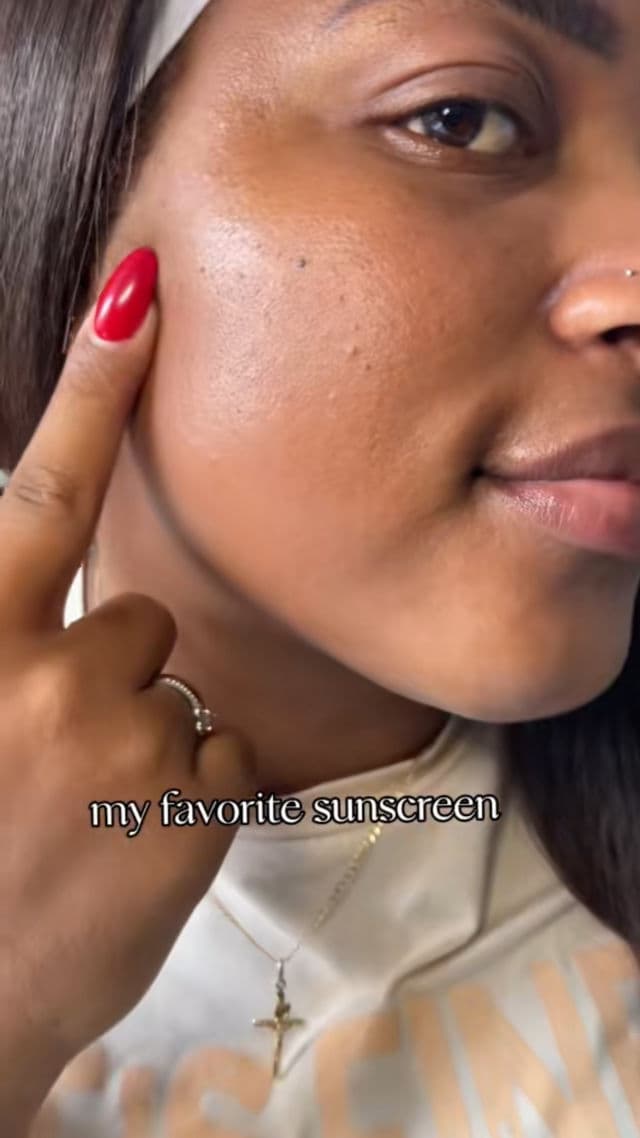 SKIN1004 Madagascar Centella Hyalu-Cica Water-Fit Sun Serum SPF50+ PA++++ review photo by yajairymejia 