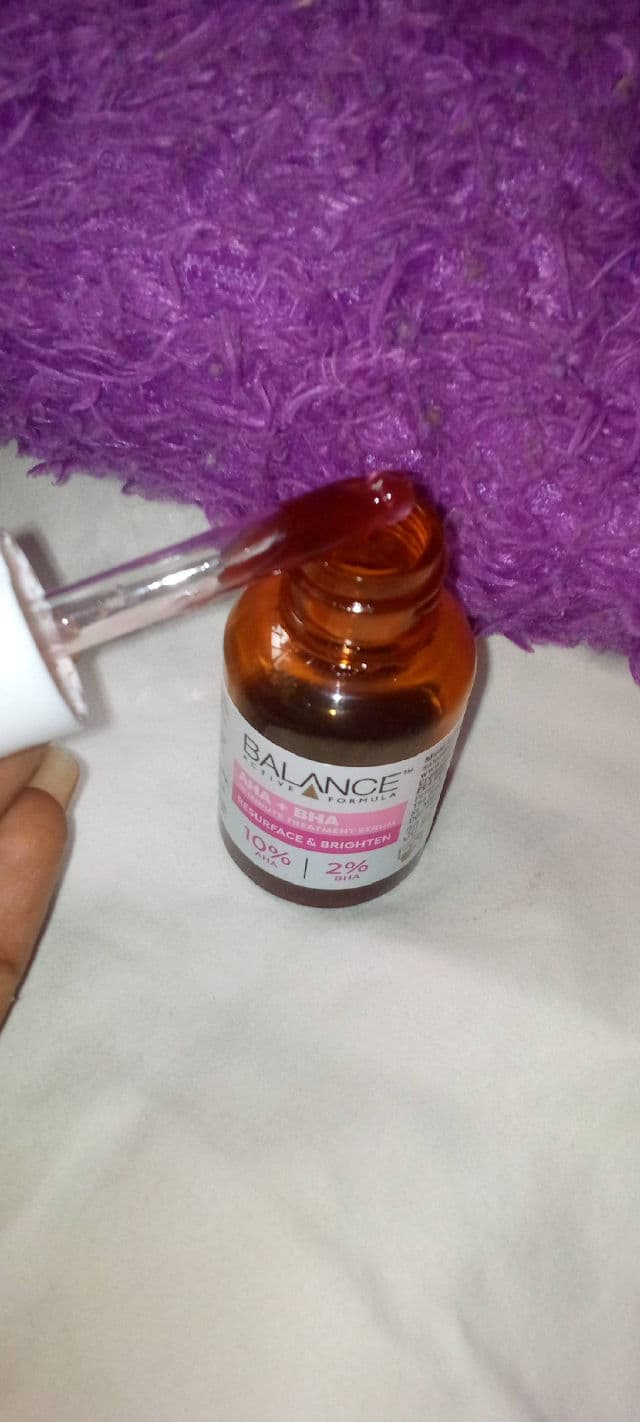 Balance Active Formula AHA 10% + BHA 2% Retexturising Serum review photo by Adefunke