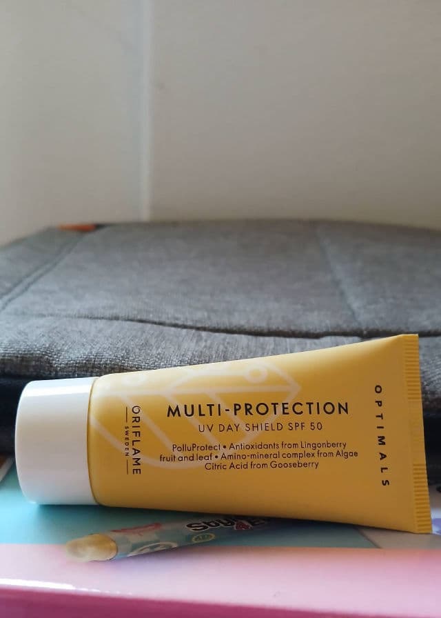 Oriflame Optimals Multi-Protection UV Day Shield SPF 50 review photo by inesnunes