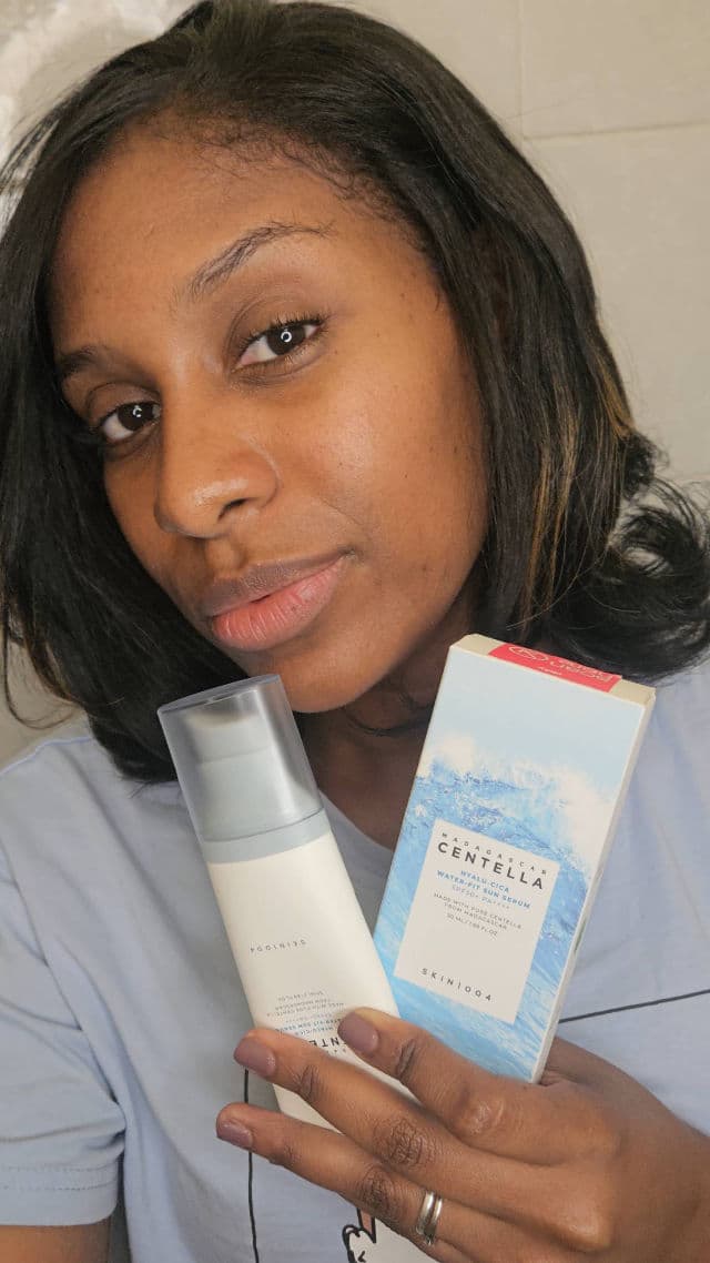 SKIN1004 Madagascar Centella Hyalu-Cica Water-Fit Sun Serum SPF50+ PA++++ review photo by Neyla