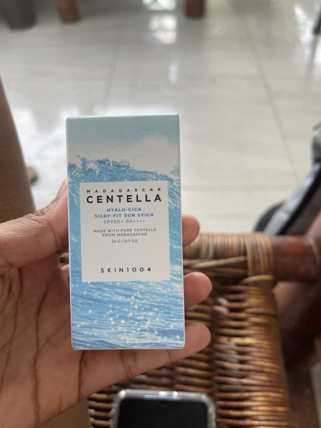 SKIN1004 Madagascar Centella Hyalu-Cica Silky-fit Sun Stick SPF50+ PA++++ review photo by Yoemy