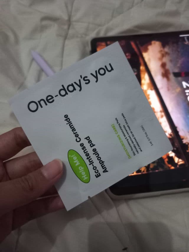 One-day's you Help Me! Eco-intense Ceramide Ampoule Pad review photo by Suriskinsdiary
