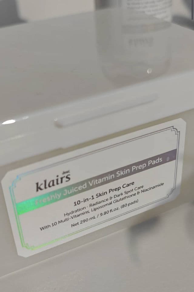 Dear, Klairs Freshly Juiced Vitamin Toner Pads review photo by beautiesssland