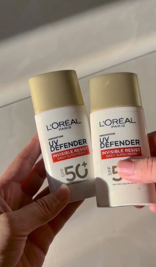 L'Oreal Paris UV Defender Invisible Fluid Sunscreen SPF50+ PA++++ review photo by DiemThi