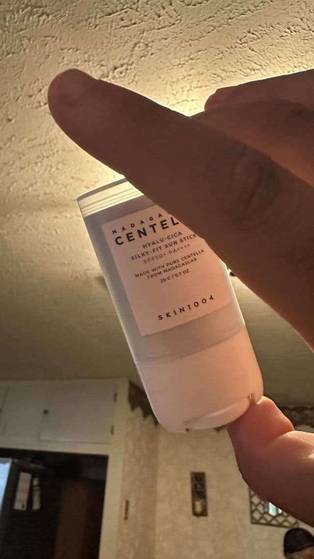 SKIN1004 Madagascar Centella Hyalu-Cica Silky-fit Sun Stick SPF50+ PA++++ review photo by rikendakilla