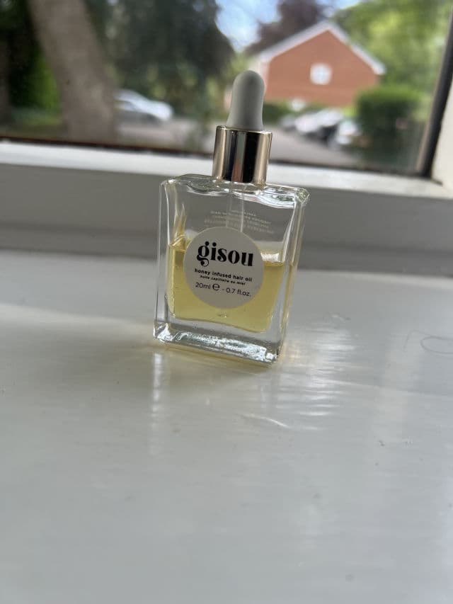 Gisou Honey Infused Hair Oil review photo by vikki