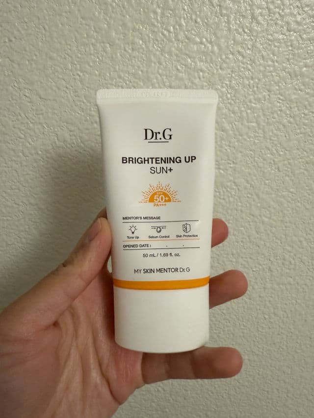 DR.G Brightening Up Sun+ SPF50+/PA+++ review photo by EstherD