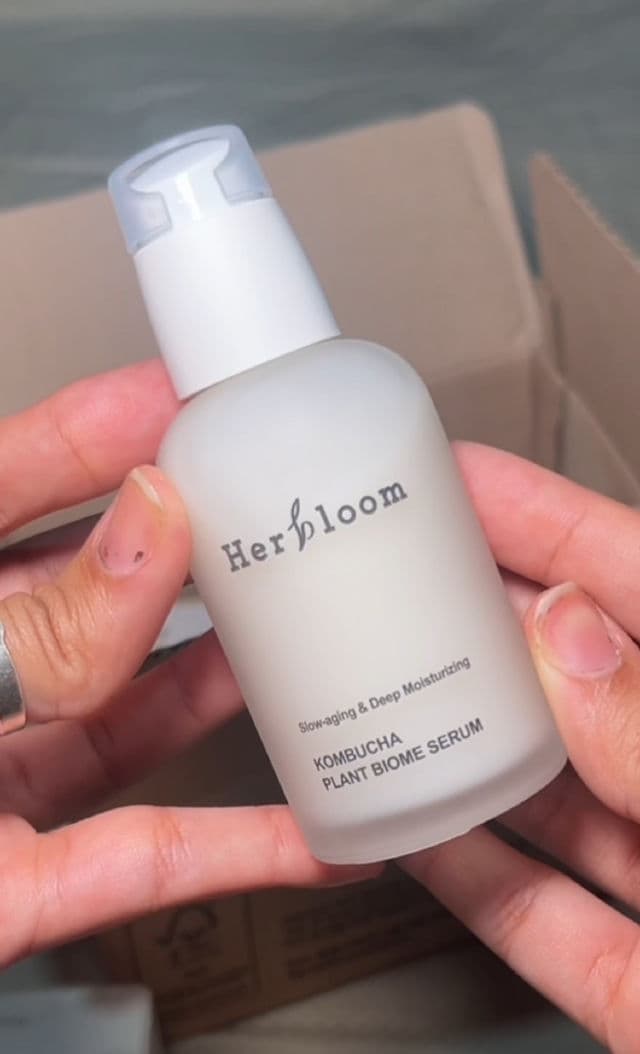 Herbloom Kombucha Plant Biome Serum review photo by YolyP