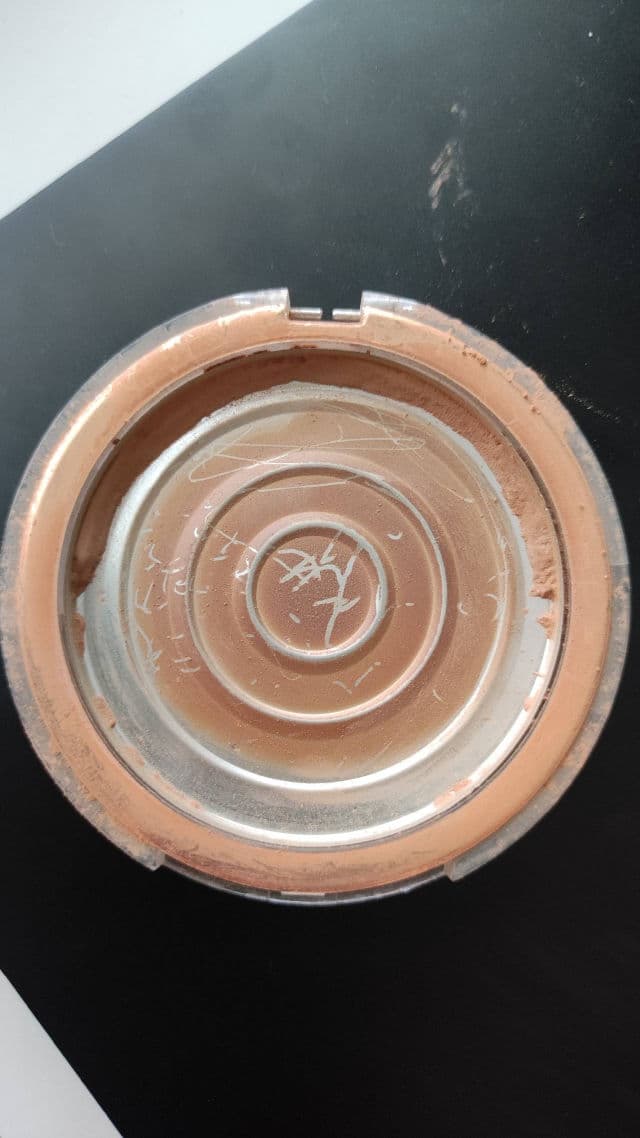 Catrice 035 Universal Bronze review photo by beauty101finland