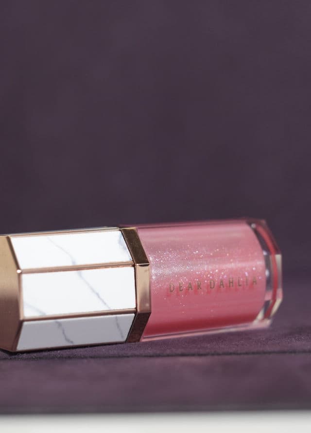 Dear Dahlia Paradise Aurora Shine Lip Treatment review photo by LanaKugc