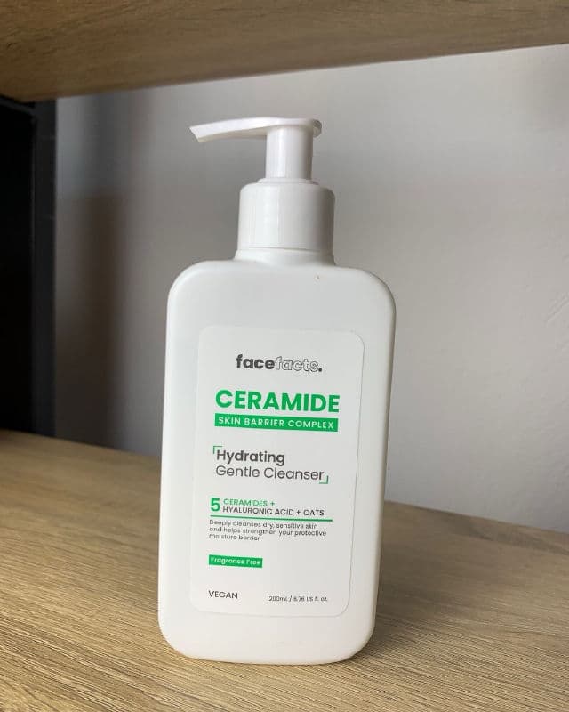 Face Facts Ceramide Foaming Cleanser  review photo by skincarewithOkima