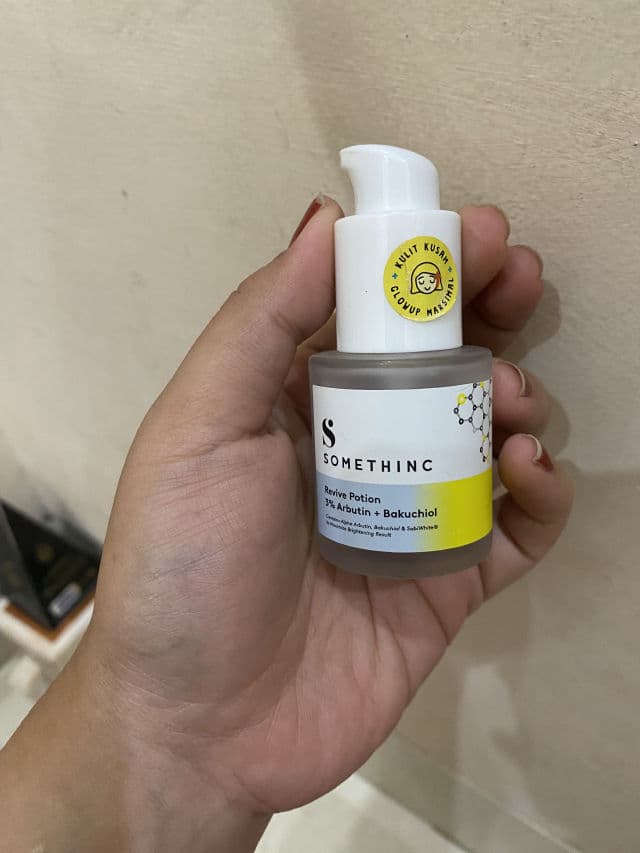 Somethinc Revive Potion 3% Arbutin + Bakuchiol review photo by lismagiovani