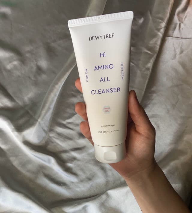 DEWYTREE Hi Amino All Cleanser review photo by MelissaKarey