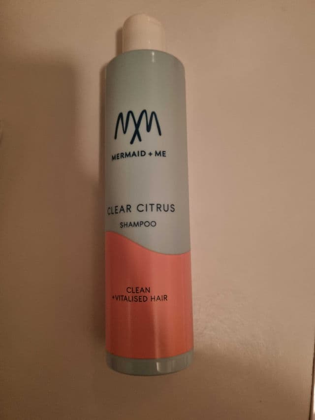 Mermaid + Me Clear Citrus Shampoo review photo by Shishou
