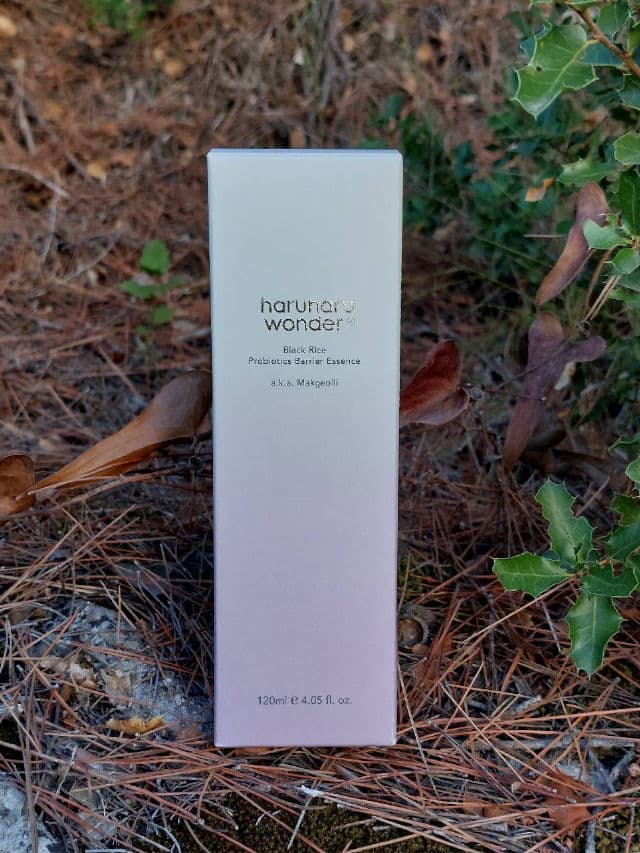 HaruHaru WONDER Black Rice Probiotics Barrier Essence review photo by TheGreenFramboise
