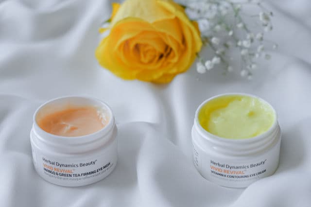 Herbal Dynamics Beauty Vivid Revival® Vitamin K Contouring Eye Cream review photo by 3beautydiaires