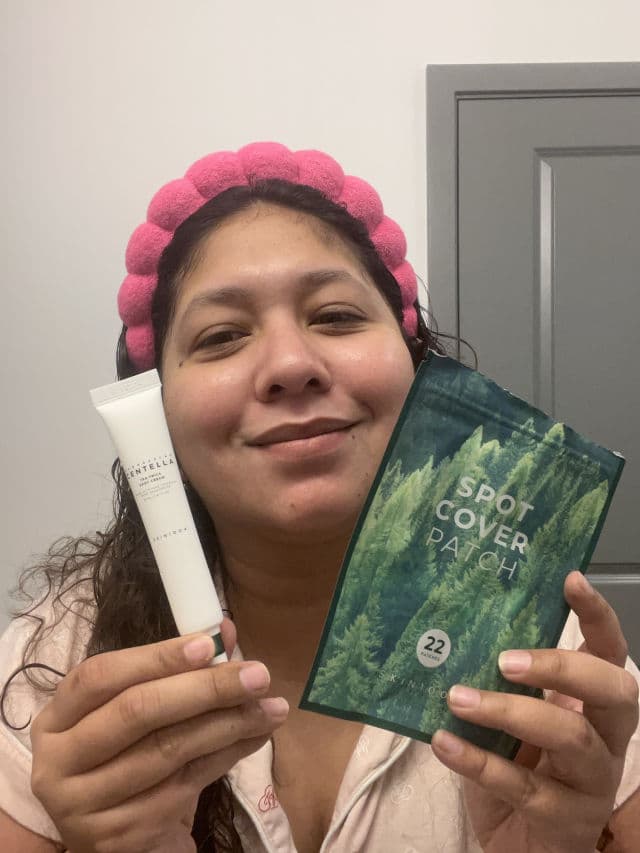 SKIN1004 Madagascar Centella Tea-Trica Spot Cream review photo by Tefa0509