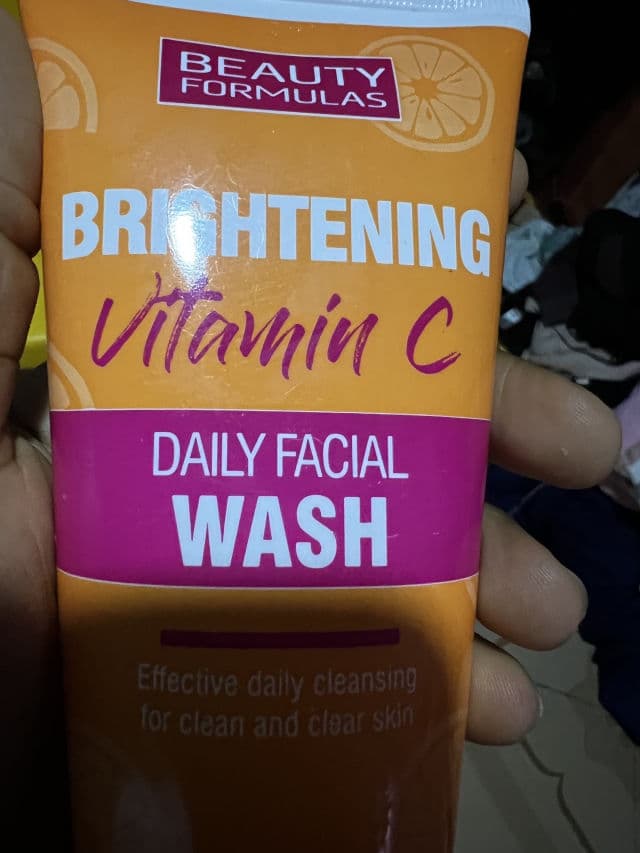 Beauty Formulas Brightening Vitamin C Daily Facial Wash review photo by Sarkinah