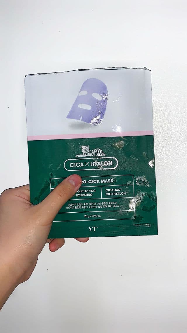 VT COSMETICS Cica x Hyalon Pro-Cica Mask review photo by Acdv