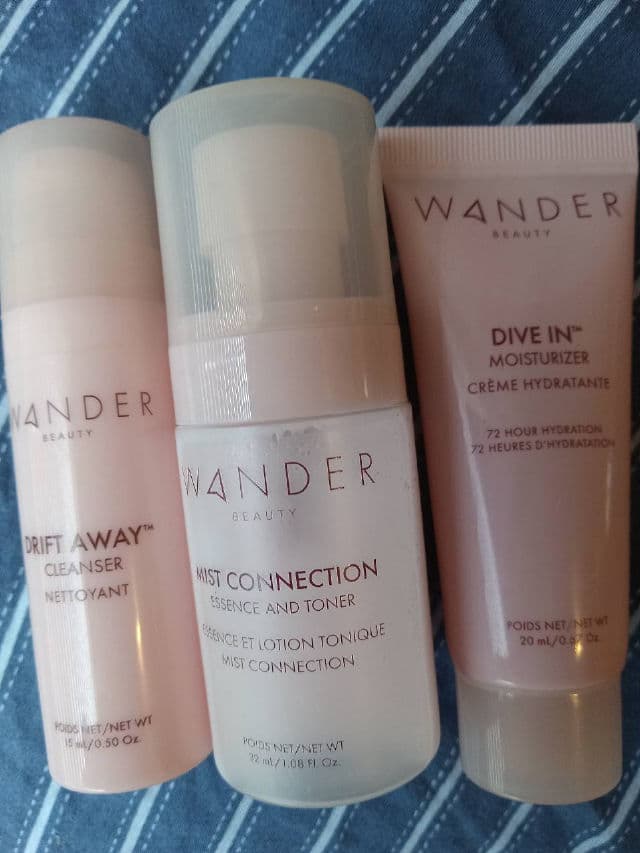 Wander Beauty Drift Away Cleanser review photo by moonlite