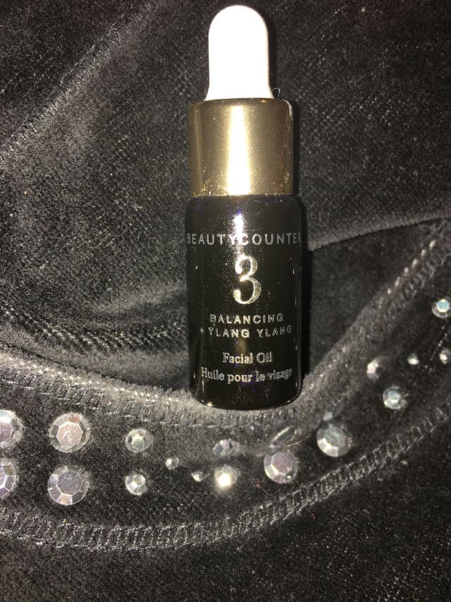 Beautycounter Counter+ No. 3 Balancing Facial Oil review photo by moonlite