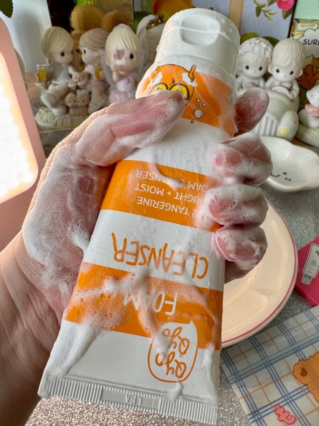Qyo Qyo Tangerine Bright + Moist Foam Cleanser review photo by freshmochiskin