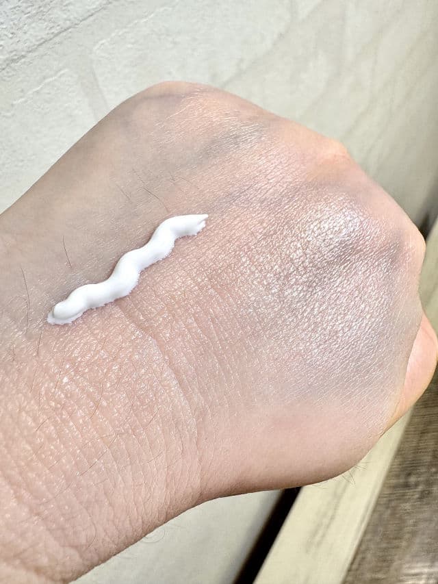 make p:rem UV Defense Me. No Sebum Sun Cream SPF50+ PA++++ review photo by freshmochiskin