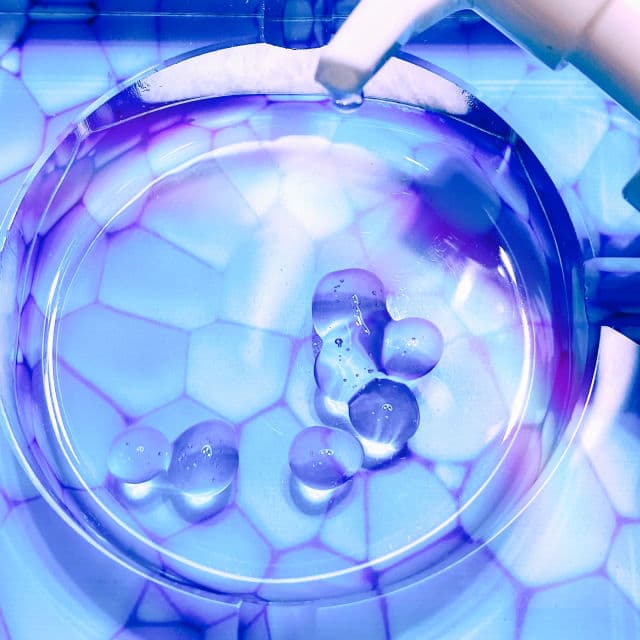 SNP Salicylic Gel Cleanser review photo by chrisbeautylook