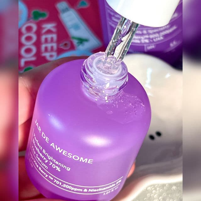 JAR DE AWESOME Perfect Brightening Blueberry 70% Vita Serum review photo by freshmochiskin