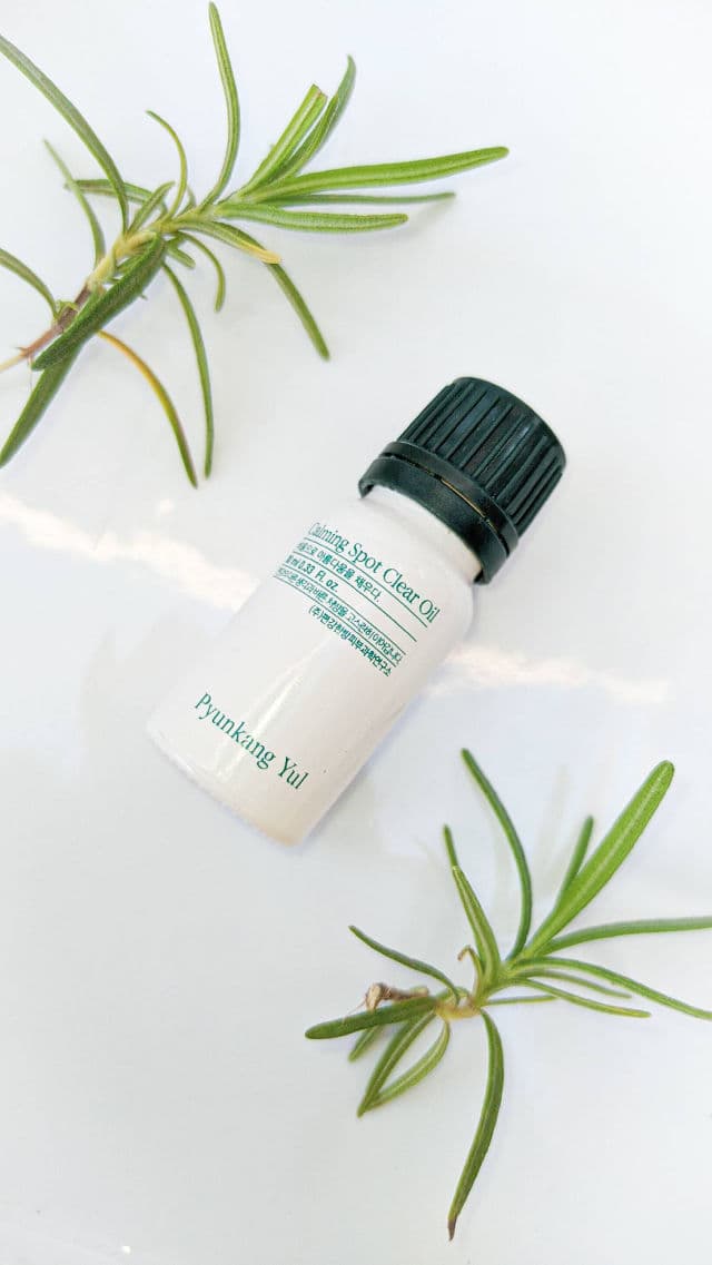 Pyunkang Yul Calming Spot Clear Oil review photo by Skinflynest