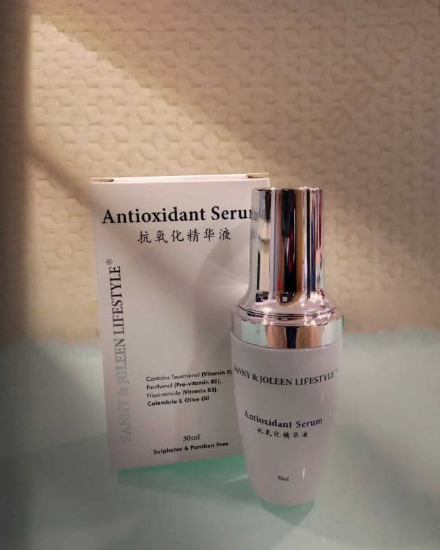 Sanny & Joleen Lifestyle Antioxidant Serum review photo by Muziz