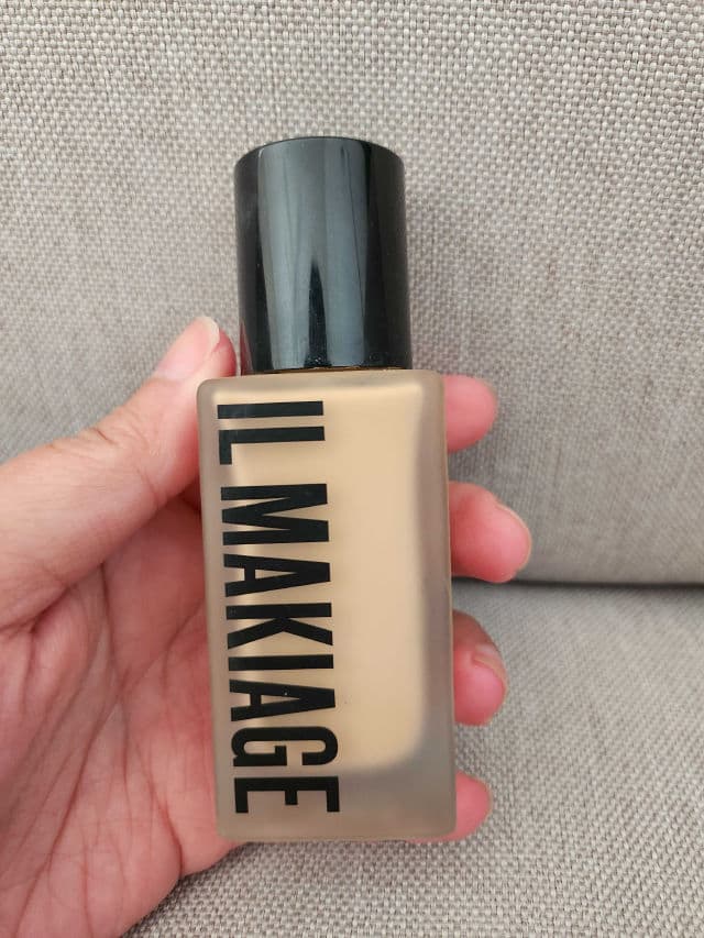 IL MAKIAGE Woke Up Like This Flawless Base Foundation review photo by Chrisfabulosity