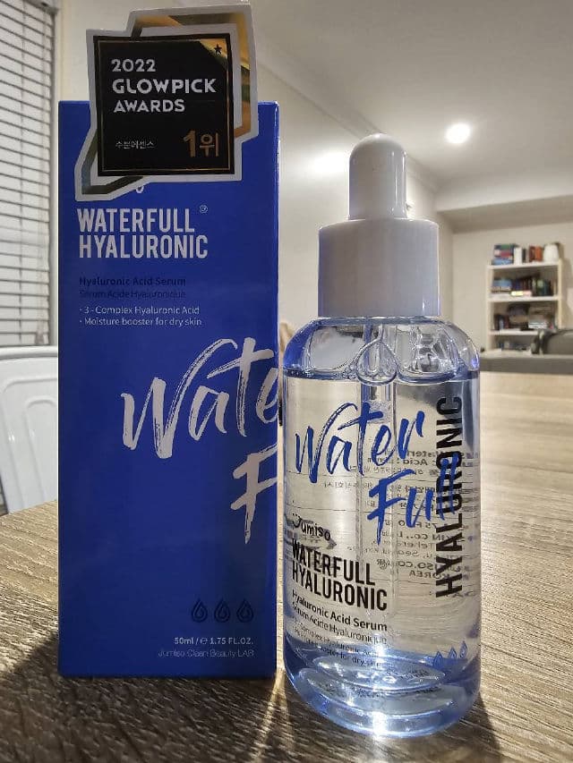 Jumiso Waterfull Hyaluronic Acid Serum review photo by Chrisfabulosity