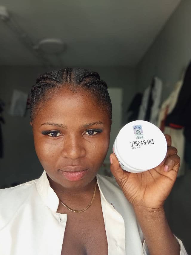 Dr.Rashel Moisture Anti Aging Sun Spray SPF60 ++ review photo by SIMPLICITY 