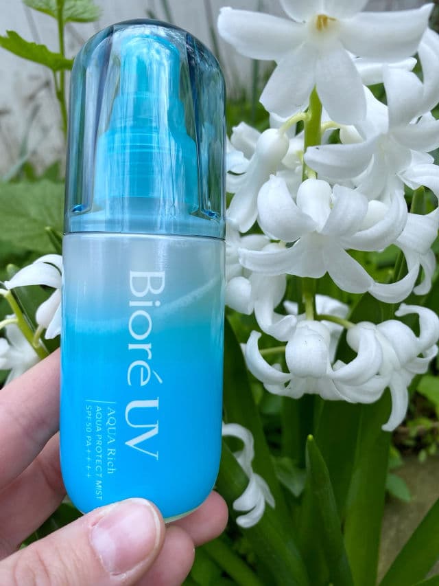 Biore UV Aqua Rich Aqua Protect Mist SPF50 PA++++ review photo by sugarkittymeow