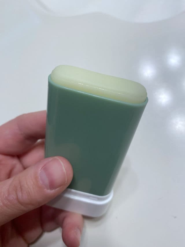 Miguhara (Green) Daily Herb Sun Stick SPF 50+ PA++++ review photo by sugarkittymeow