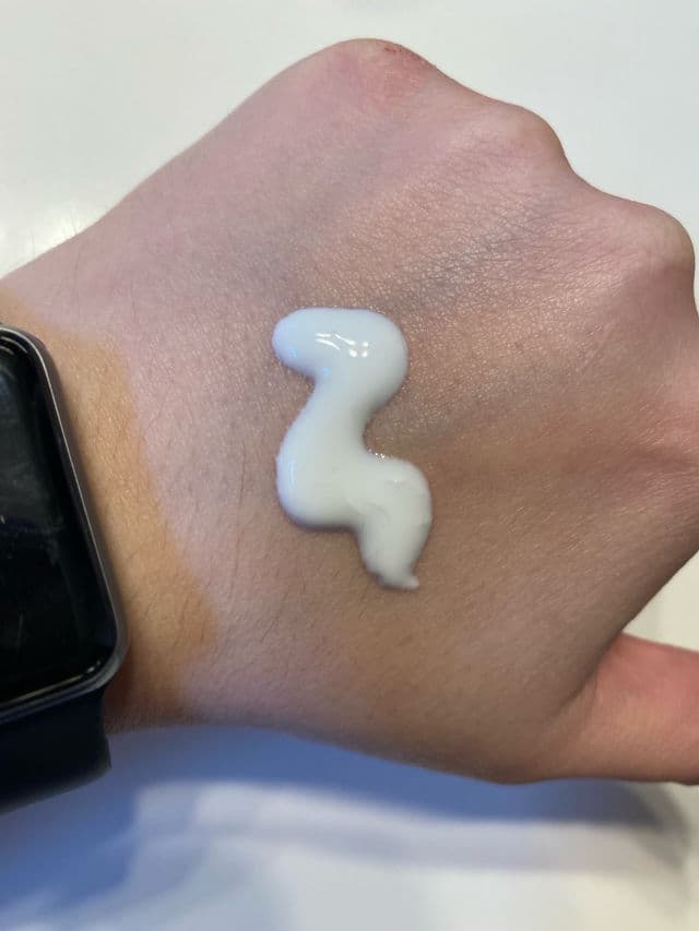 Kose Suncut Perfect UV Milk SPF50+ PA++++ review photo by sugarkittymeow