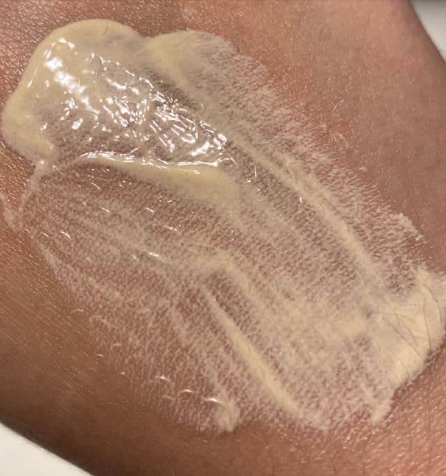 SKIN AQUA Tone Up UV Essence Latte Beige SPF50+ PA++++ review photo by sugarkittymeow