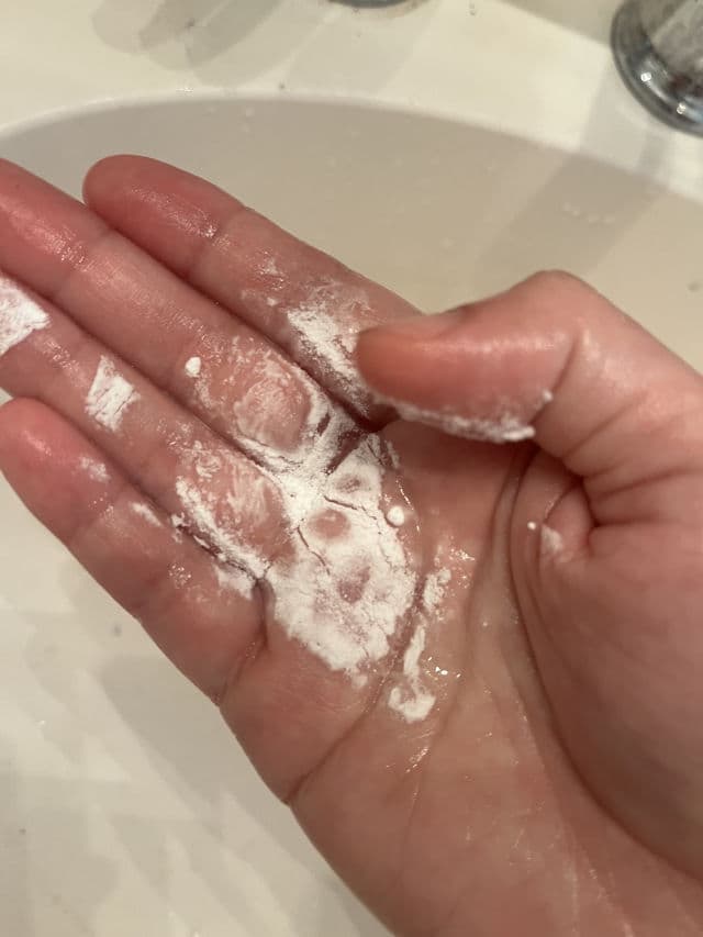 Build Skincare b-wash review photo by esthicatq
