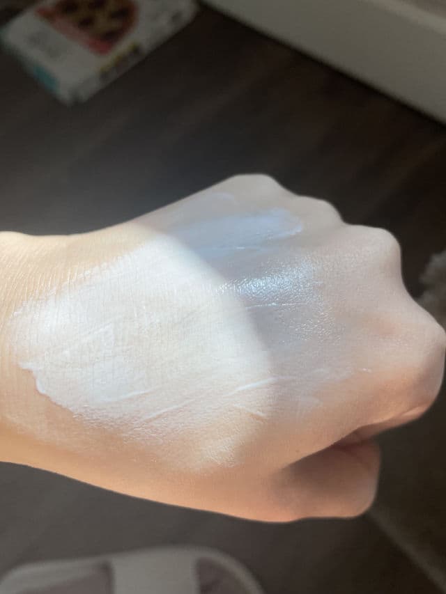 Coringco Peach Whipping Tone Up Cream review photo by esthicatq