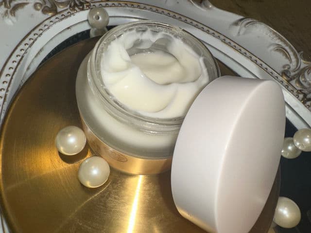 Garden of Eden Primrose E Radiant Hydra Cream review photo by Aimiiiiibaby